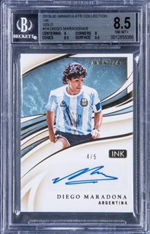 2020 Panini Immaculate Collection Gold Ink #I-DM Diego Maradona Signed Card (#4/5) - One of his Final Signings! - BGS NM-MT+ 8.5/BGS 10
